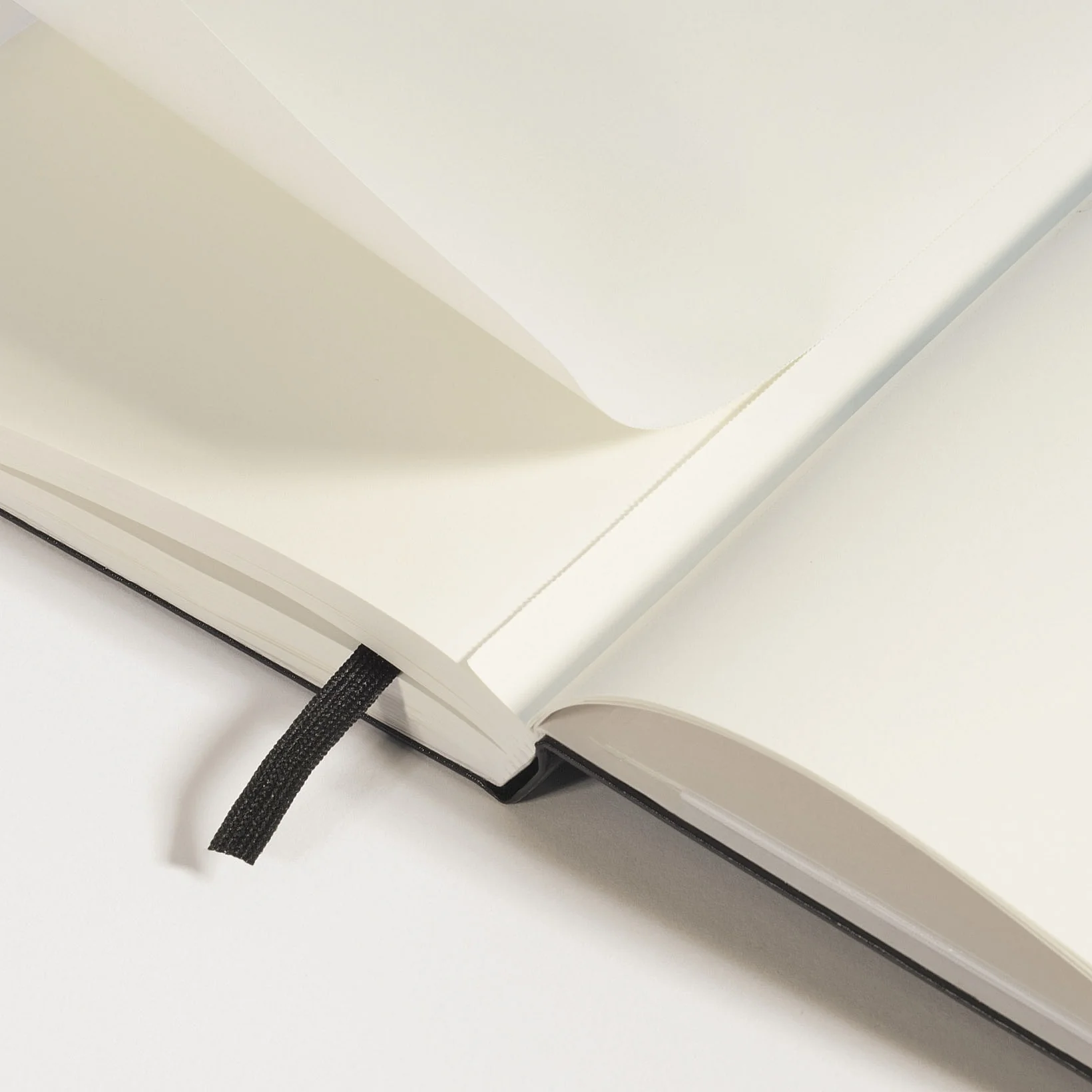 Leuchtturm1917 A6 Pocket Hardcover Notebook - Plain / Powder - Image 7