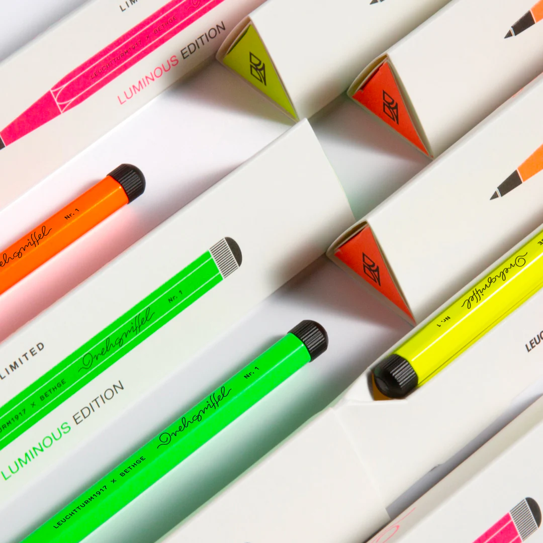 Leuchtturm1917 Luminous Edition Drehgriffel Nr. 1 Ballpoint Pen - Orange - Image 4