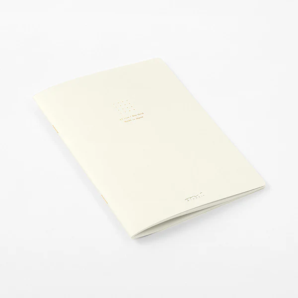Midori Colour Notebook A5 - Dot Grid - Image 9