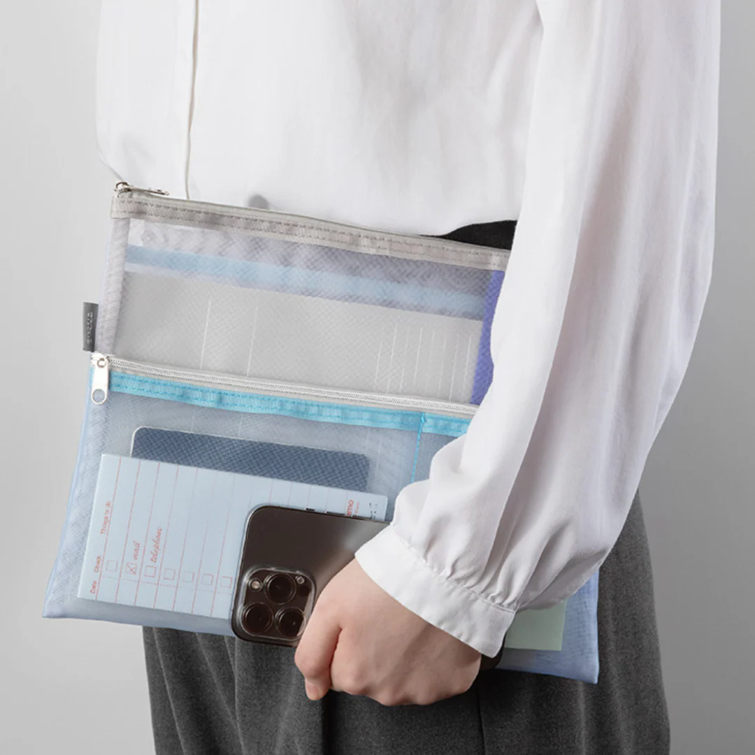 Midori Pen & Tool Pouch (B5) Mesh - Light Blue - Image 6