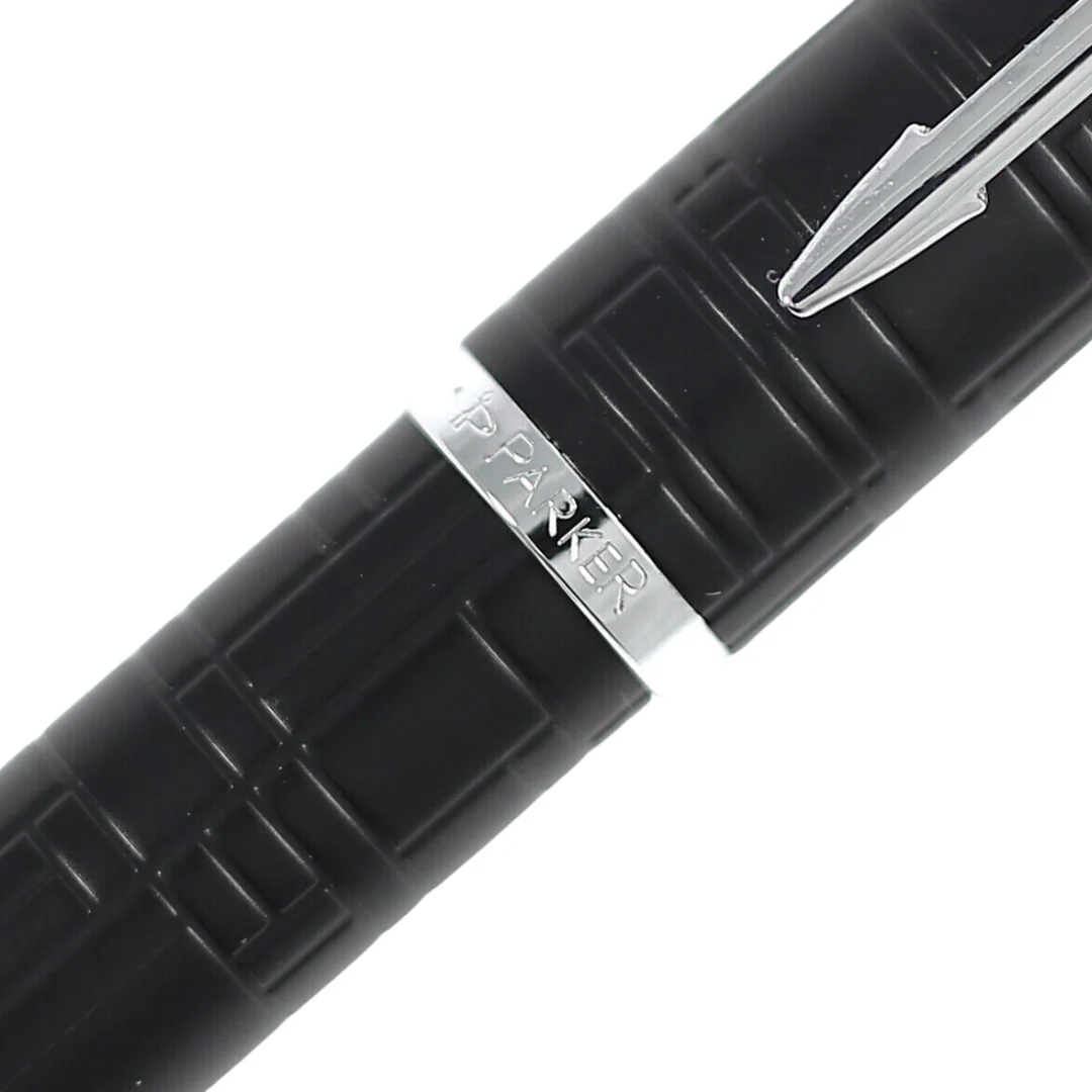 Parker IM Premium Fountain Pen - Matte Black with Chrome Trims - Image 4