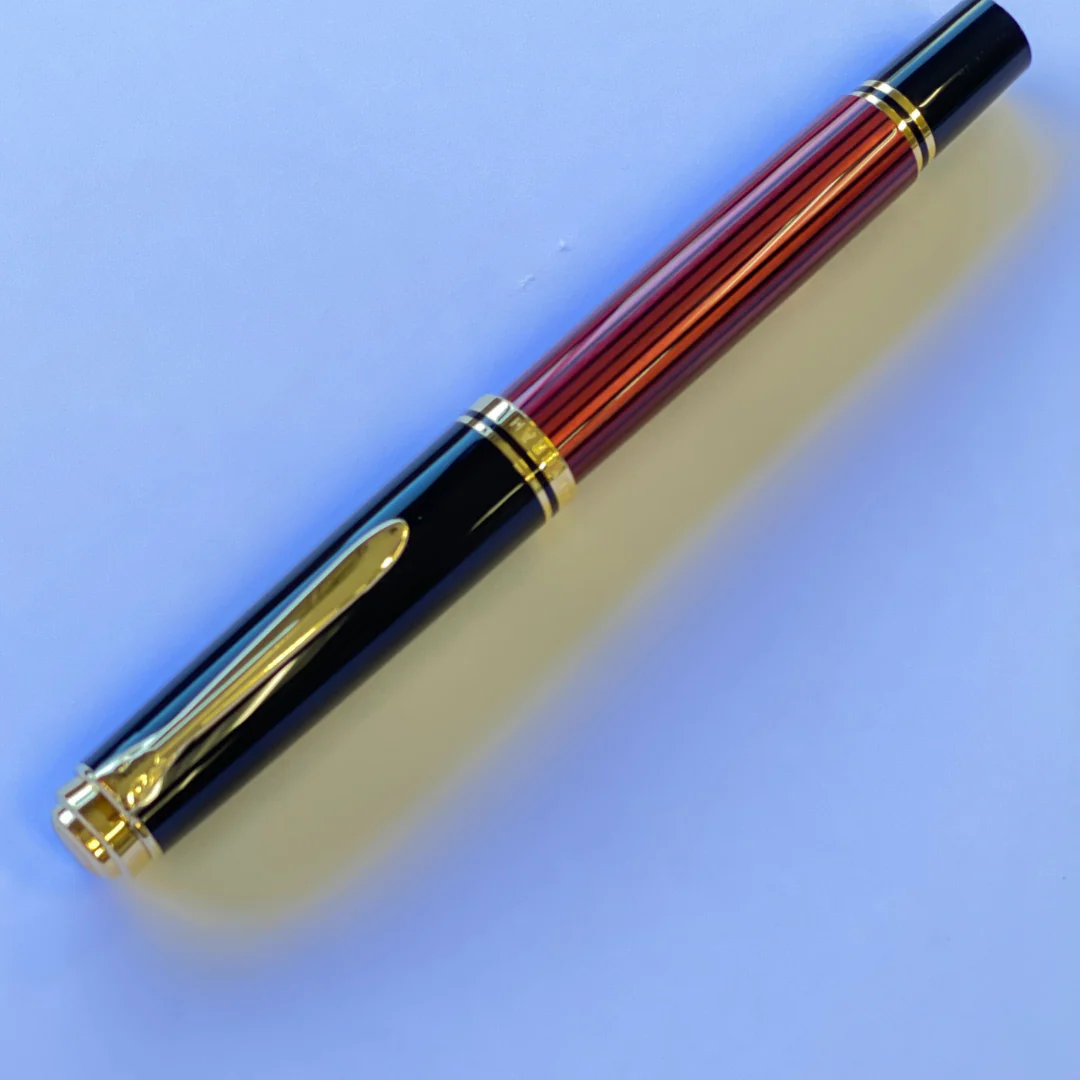 Pelikan Souveran M600 Fountain Pen - Black & Red with Gold Trim (14K Gold) [Pre-Order] - Image 8