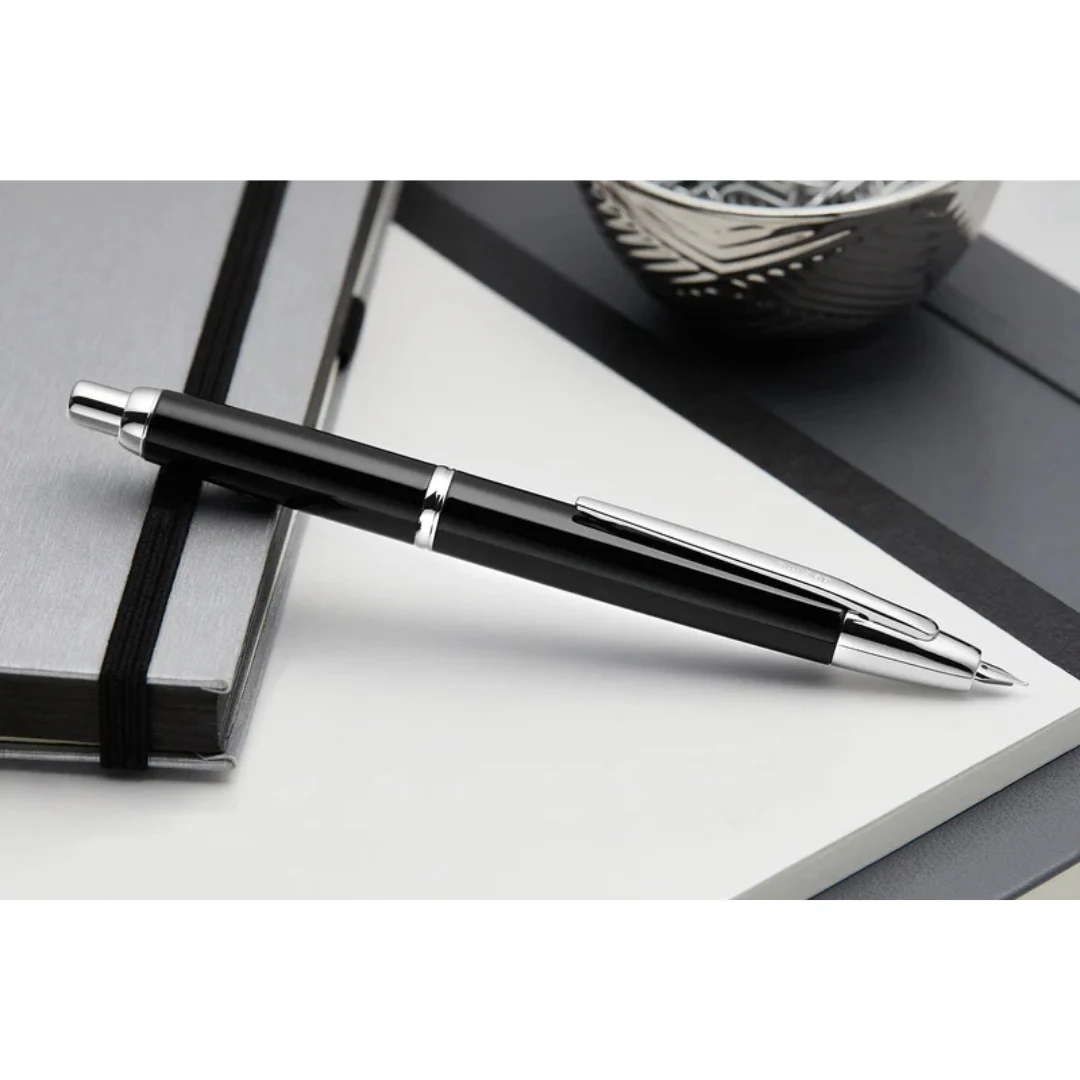 Pilot Capless Decimo Fountain Pen - Black with 18K Gold Rhodium-plated Broad Nib - Image 8