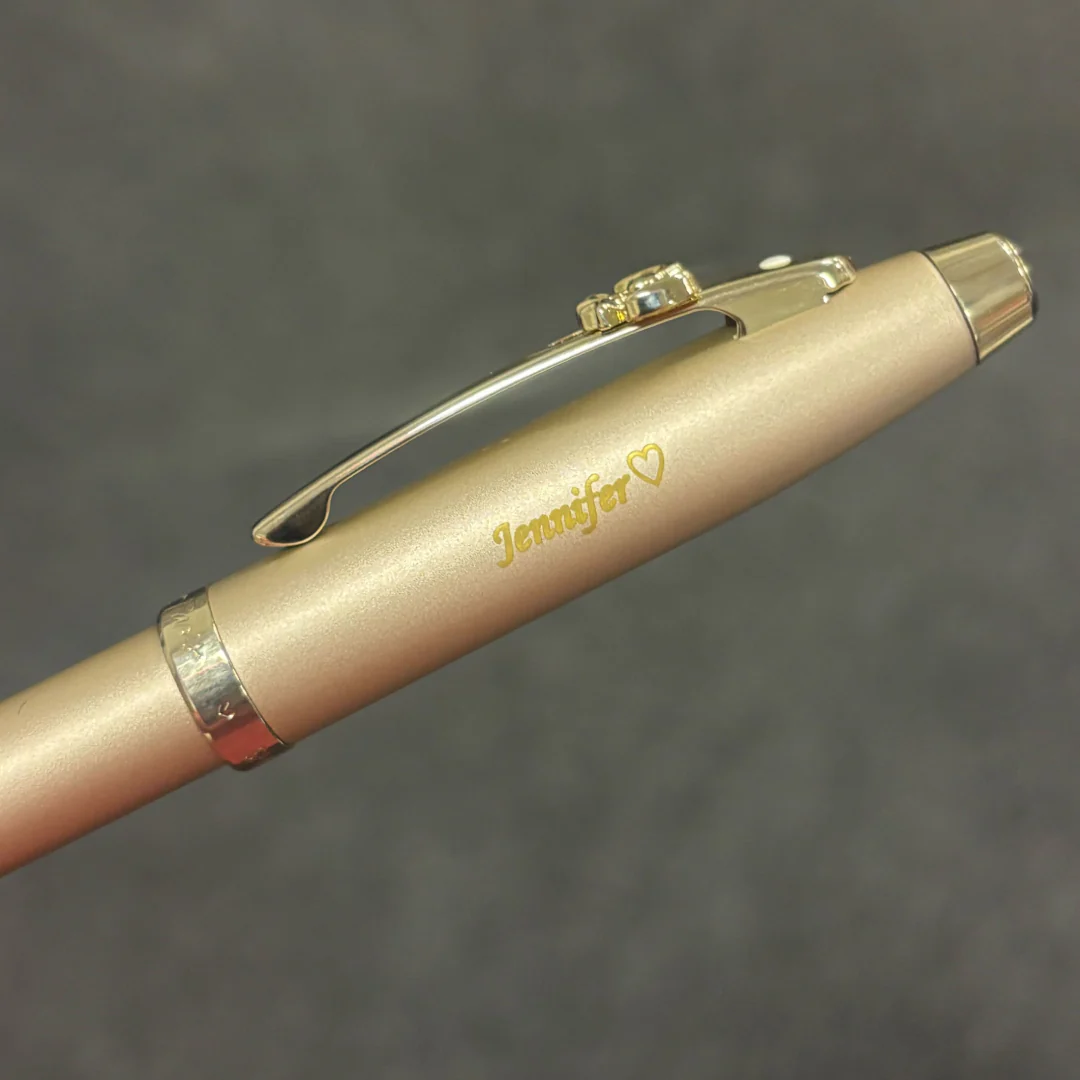 Sheaffer 100 Emily in Paris 9377 Champagne Gold Ballpoint Pen with Champagne Gold Trims and Bow-Shaped Clip Emblem - Image 9