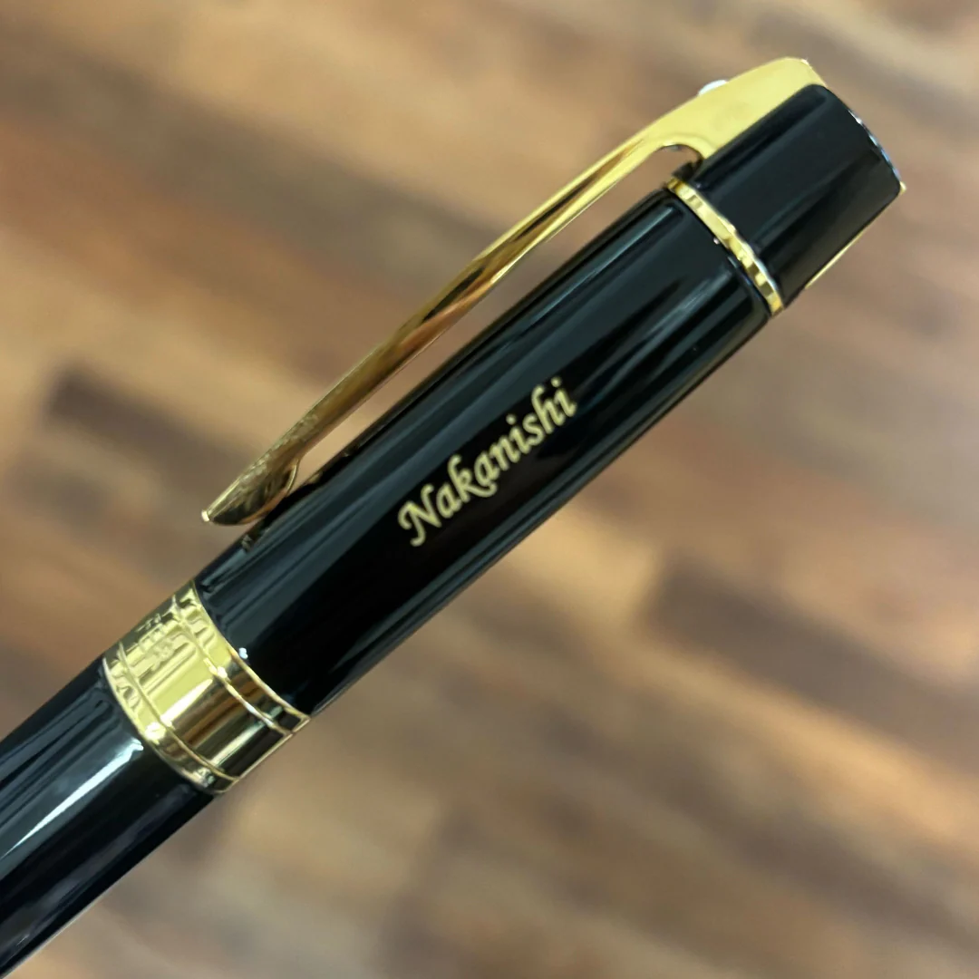 Sheaffer 300 E9325 Glossy Black with Gold Trims Ballpoint Pen (WW30) - Image 6